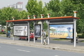 候車亭廠家為市（shì）民倡導：候（hòu）車（chē）亭頂棚加寬！