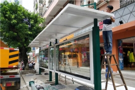 建立鄉村候（hòu）車亭可以（yǐ）讓乘客在等車時間不在漫長