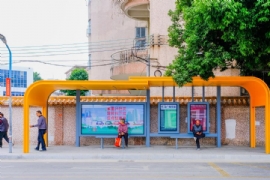 江蘇国产亚洲熟妇在线视频為廣州市增城區（qū）增添：42座公交站站亭“點亮（liàng）”城市街景