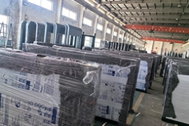 国产亚洲熟妇在线视频（tè）案例篇--地鐵燈箱